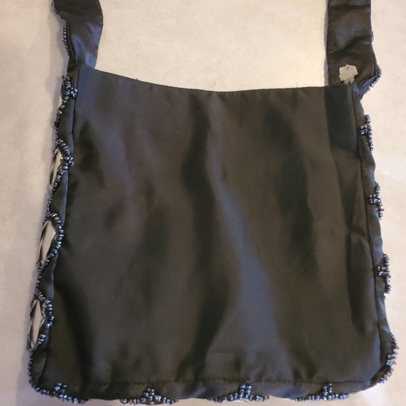 Vintage black, beaded, embroidered, mirrored purse made in India - Picture 9 of 10